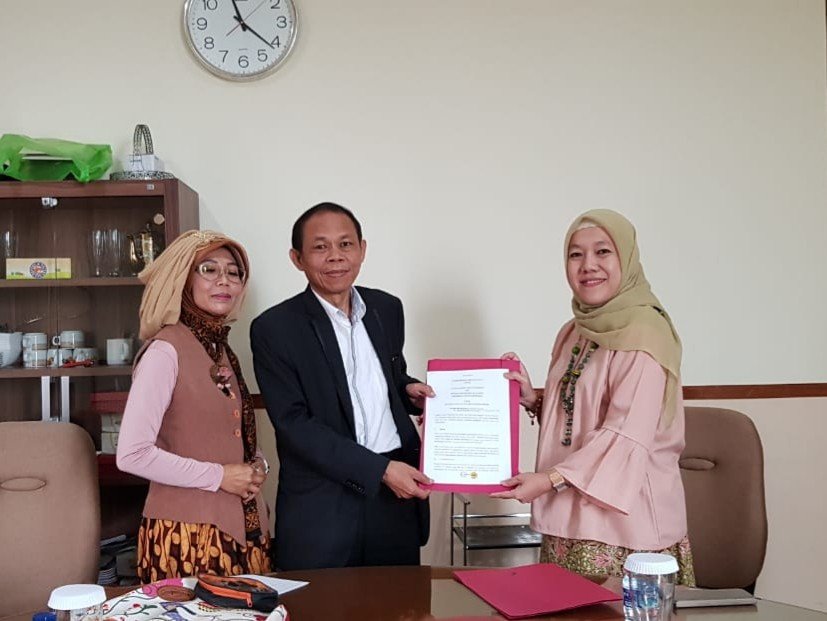 MOU Signing between RSF and Universitas Pasundan